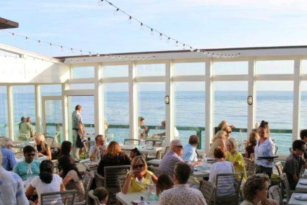 7 Great Spots for Patio Dining in Laguna Beach Driftwood Kitchen Patio Laguna Beach