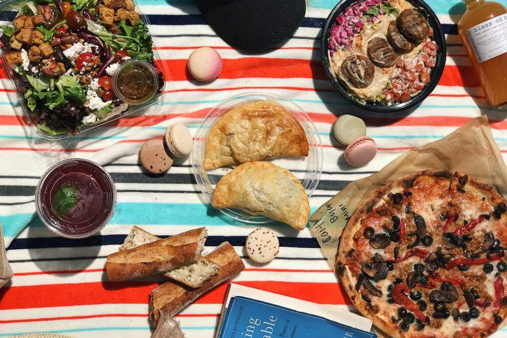 Picnics in Laguna Beach Picnics in Laguna Beach